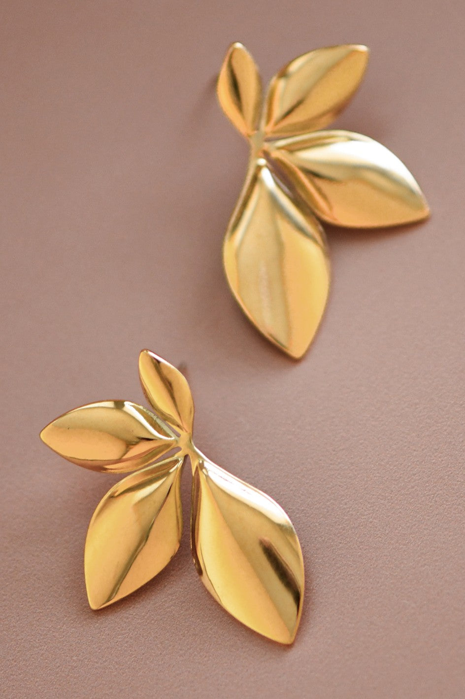 Glantis Earrings