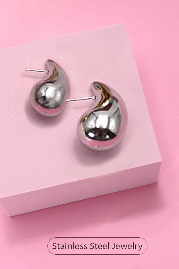Poppy Earrings