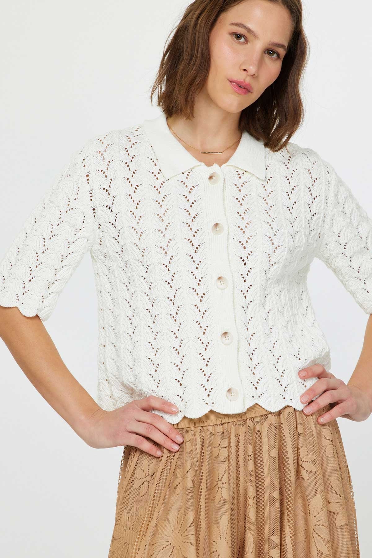 Donna Collared Cardigan