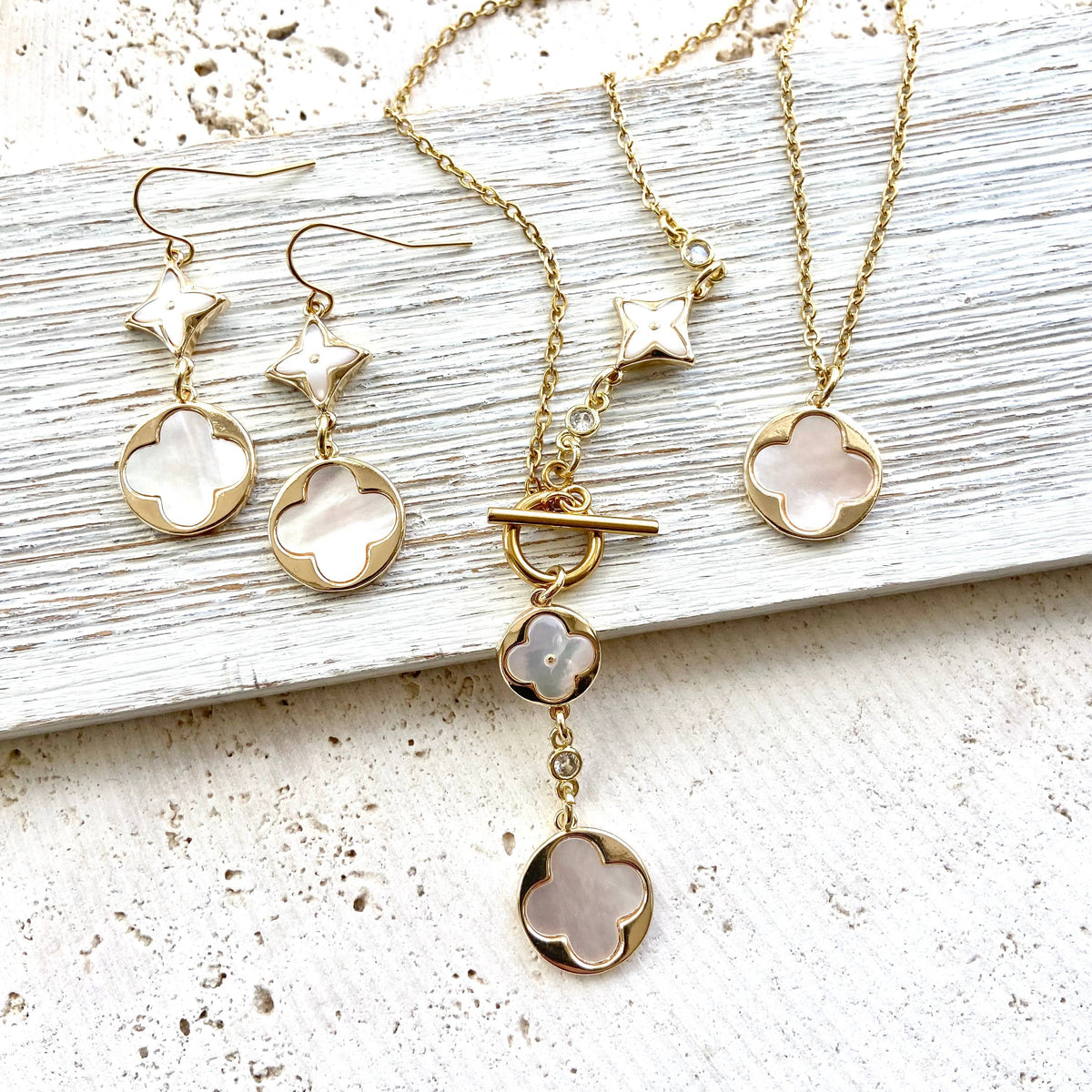 Shelia Clover earring