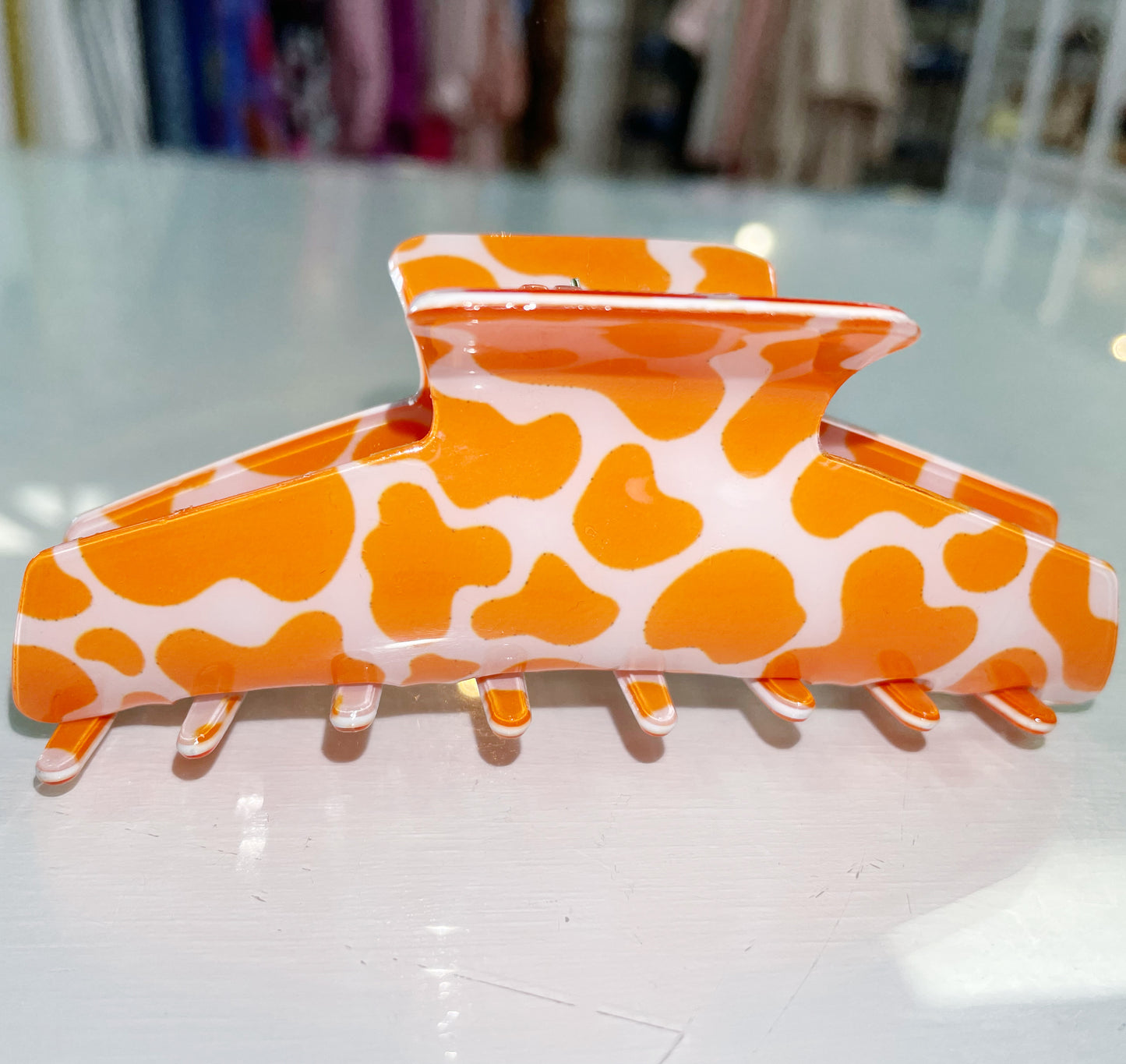 Over Sized Groovy Hair Claw Clip