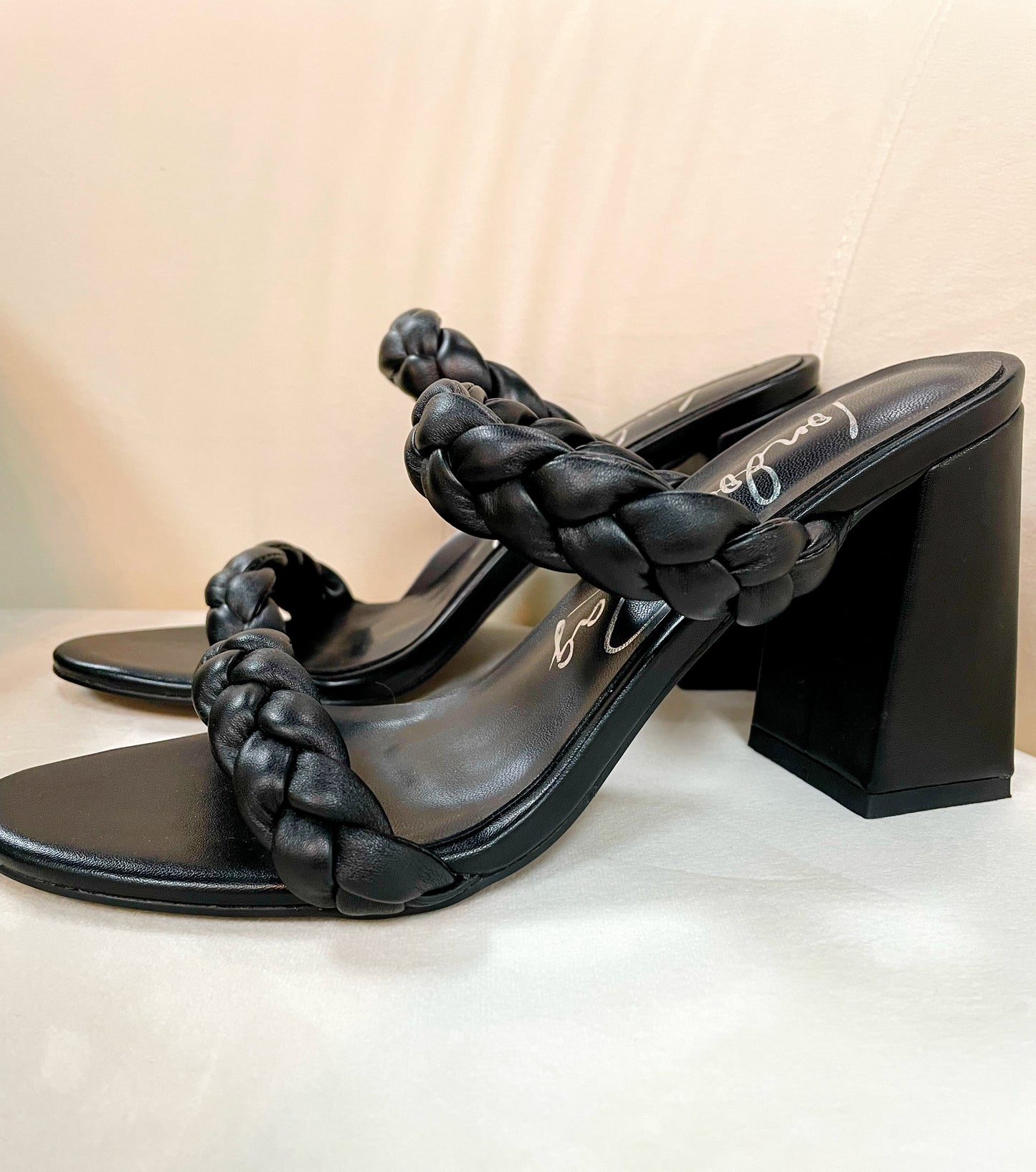 Black slip-on block heel with 2 braided straps
