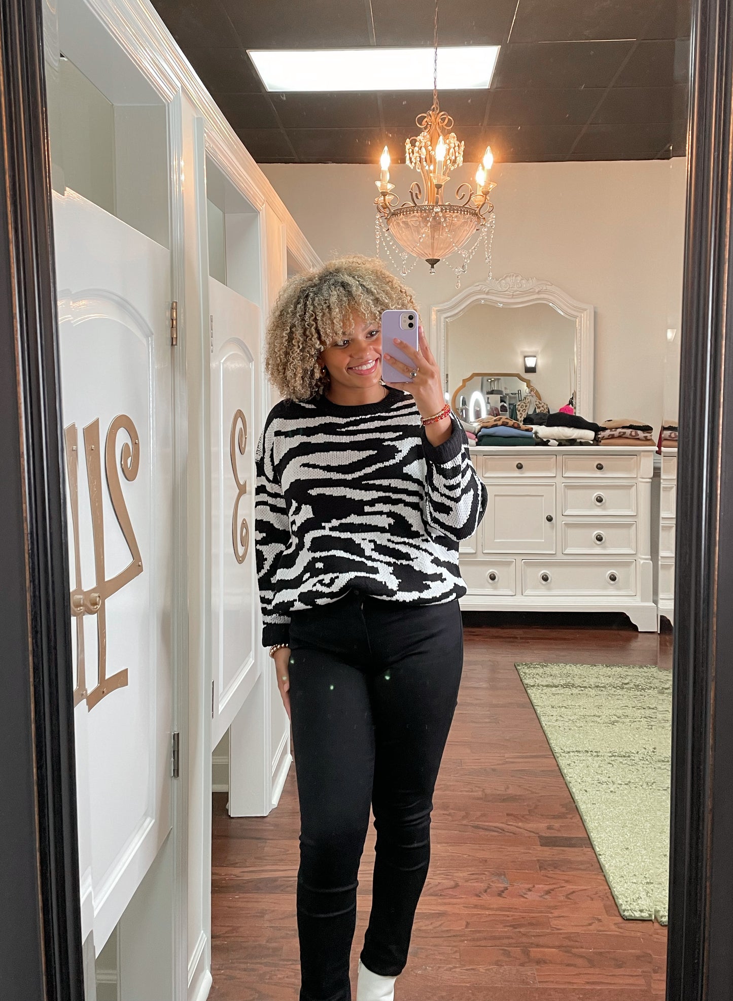 Vibrant Classic Black Skinny